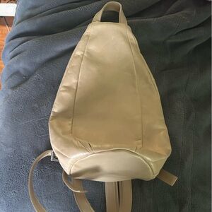 hobo international vintage convertible Kiley backpack Cream Leather Backpack
